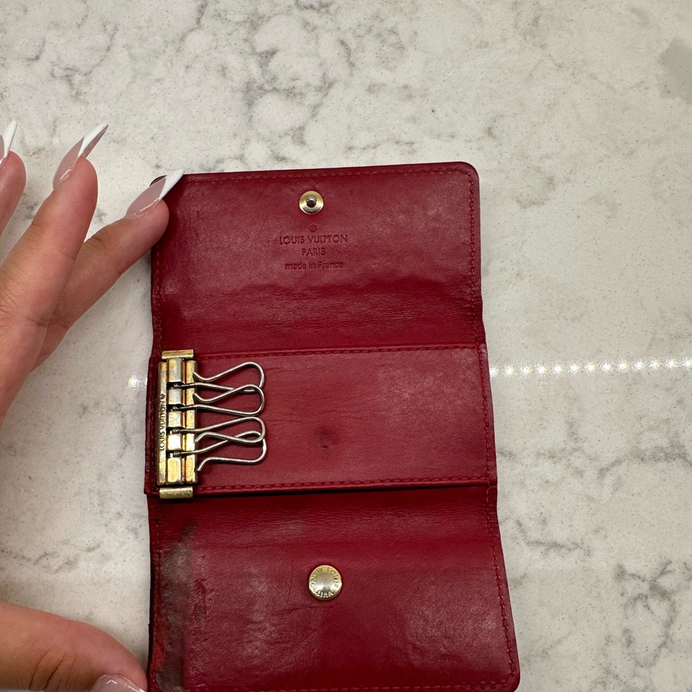 Vernice Multicles 4 Key Ring Case - Picture 3 of 3
